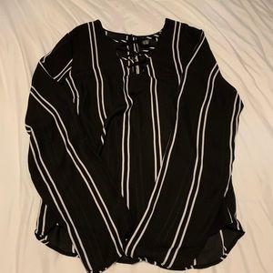 cute black and white long sleeve